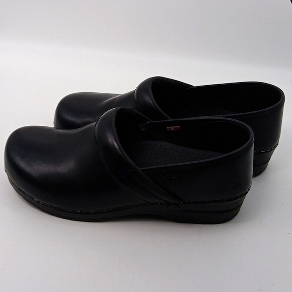 SANITA LEATHER CLOGS - Picture 3 of 6